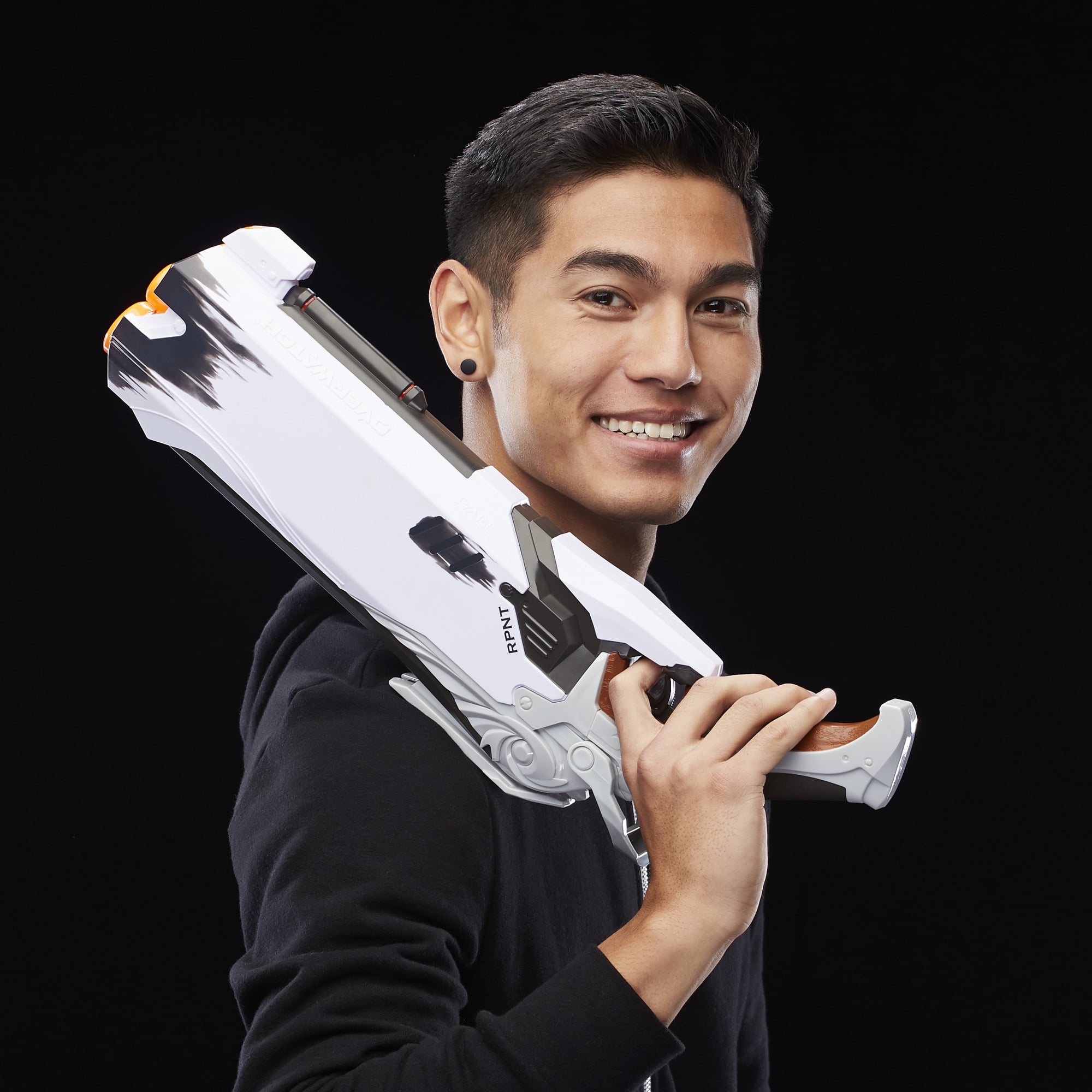 Nerf Overwatch Reaper (Wight Edition), Includes 8 Overwatch Nerf Rival Rounds