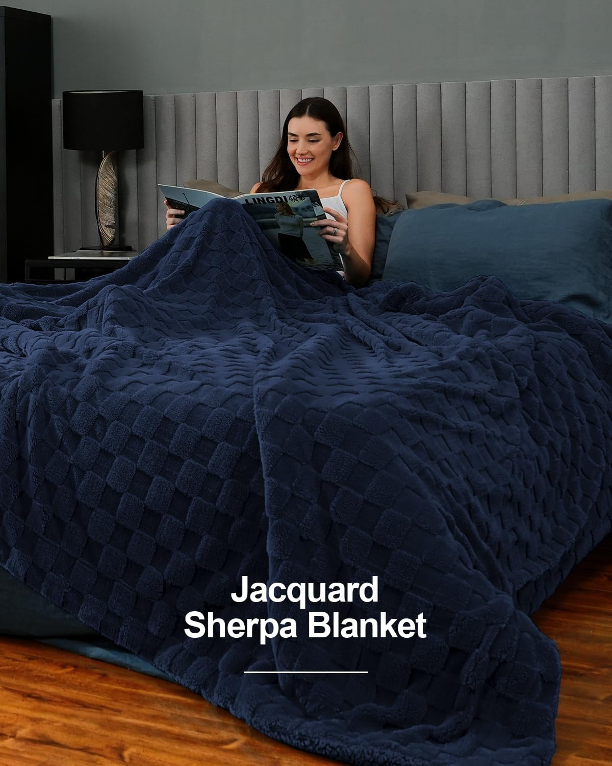 Anjee 90"x90" Queen Size Super Soft Cozy Fluffy Sherpa Fleece Reversible Thick Warm 3D Checkered Jacquard Blanket for All-Season Couch Bed, Navy Blue