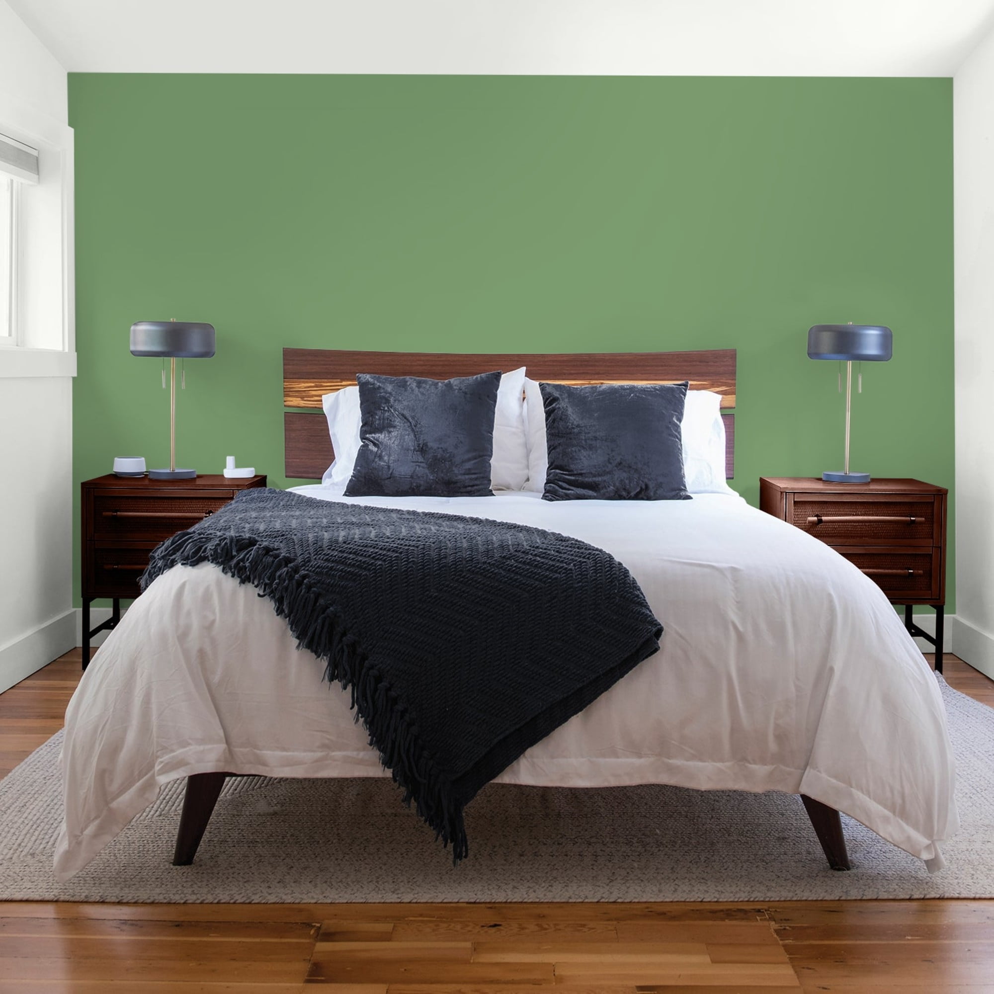 Glidden Spred Moss Ring / Green, Flat Interior Paint with Primer, 1 Gallon