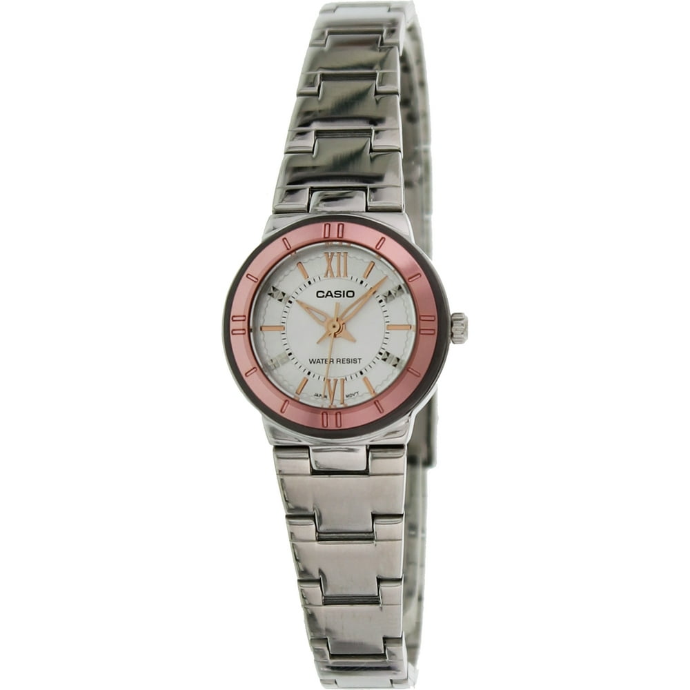 Casio Casio Women's Core LTP1368D7A Silver StainlessSteel Quartz