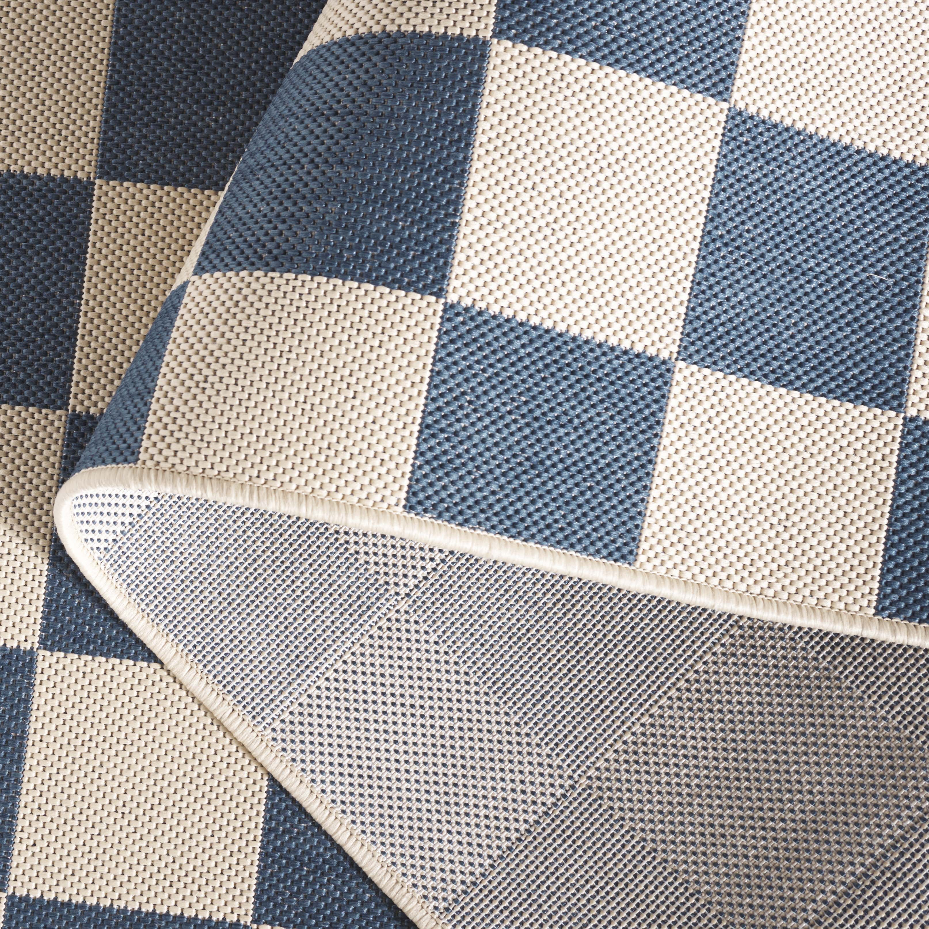 SAFAVIEH Courtyard Talbot Checkered Indoor/Outdoor Area Rug, Blue/Beige, 4' x 5'7"