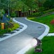 thumbnail image 2 of Características estables Luz de paisaje Lámpara de césped LED de luz cálida de aluminio para camino Porche Pared exterior Césped exterior Jardín Villa Hotel Pasos ANGGREK Otros, 2 of 8