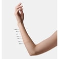 thumbnail image 4 of Chanel Les Beiges Teint Belle Mine Naturelle Healthy Glow Hydration And Longwear Foundation - # B20 30ml/1oz, 4 of 8