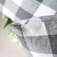 thumbnail image 3 of Ensemble de 2 Housses de Coussin à Carreaux Gris et Blanc, 16 x 16 Pouces, 3 of 7