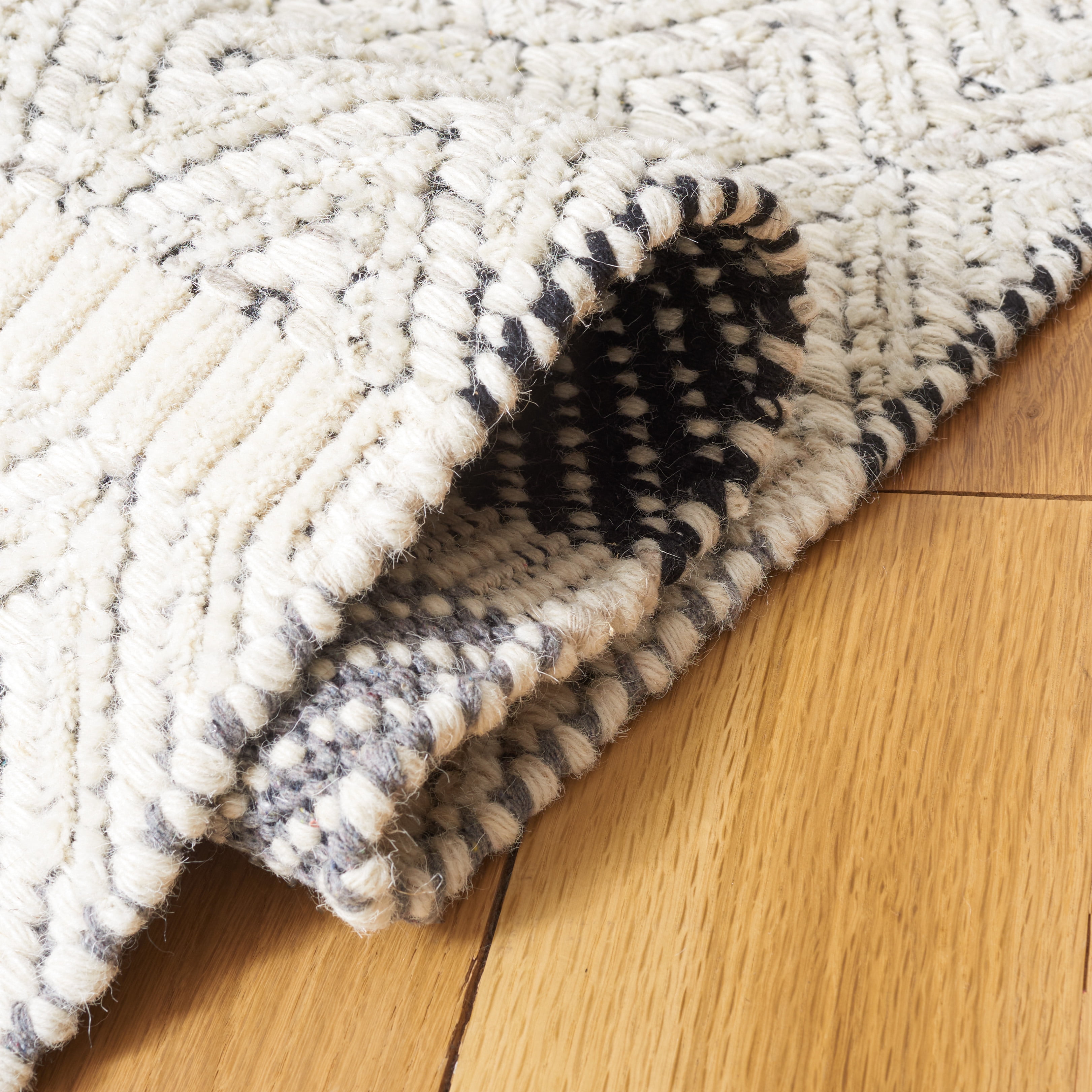 SAFAVIEH Martha Stewart Striped Area Rug, Ivory/Grey, 8' x 10'