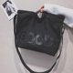 thumbnail image 4 of Bolsa De Hombro Bolso De Hombro Bolso de viaje de lona de compras impresos con letras de moda para vacaciones de fin de semana, 4 of 8