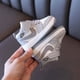 thumbnail image 4 of Zapatillas de deporte de media caña para niños Primavera y otoño Zapatos de una sola capa gris sombra para niños Zapatos de tabla para bebés para niños Zapatos para niñas, 4 of 6