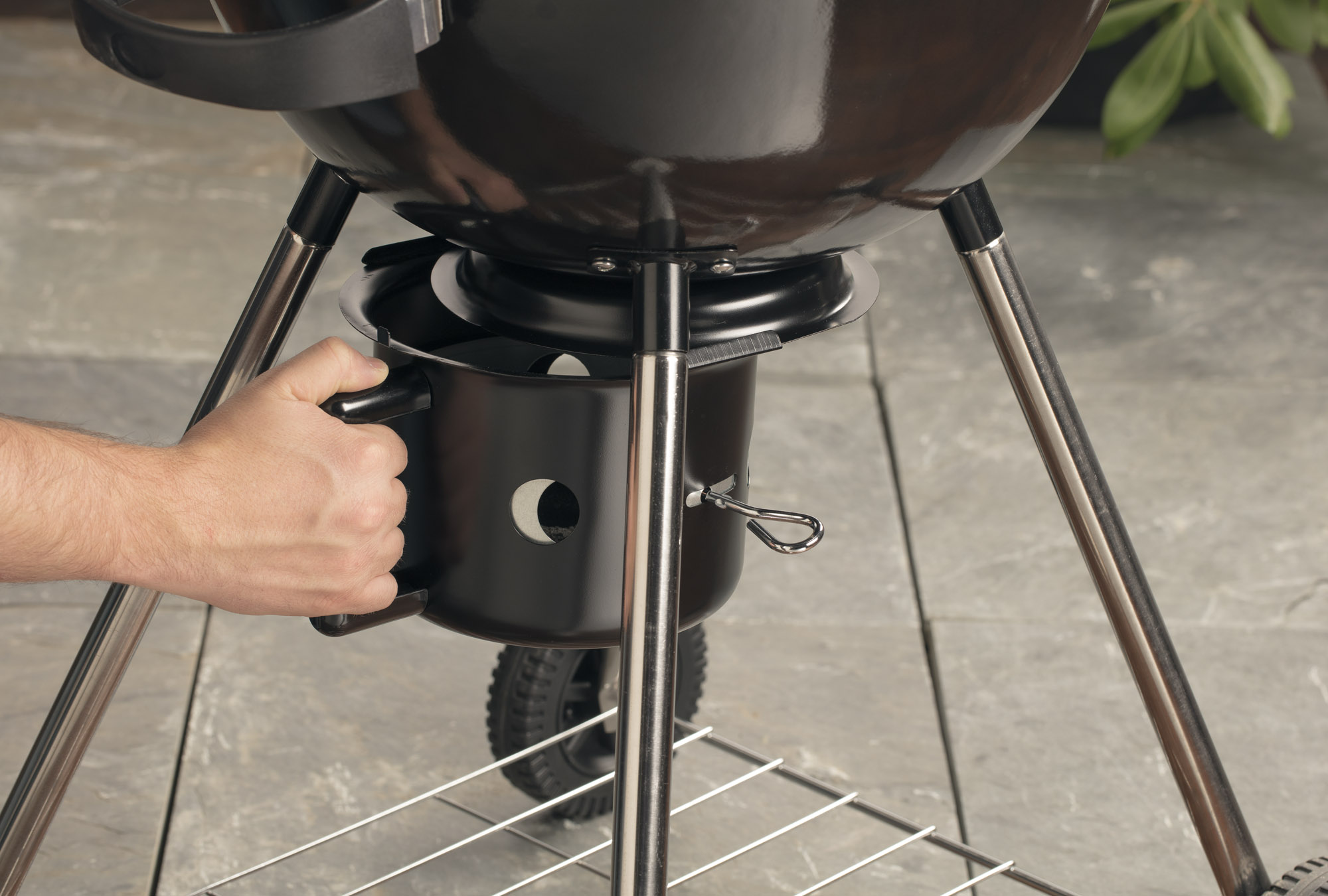 Cuisinart 18' Kettle Charcoal Grill Black - image 3 of 8