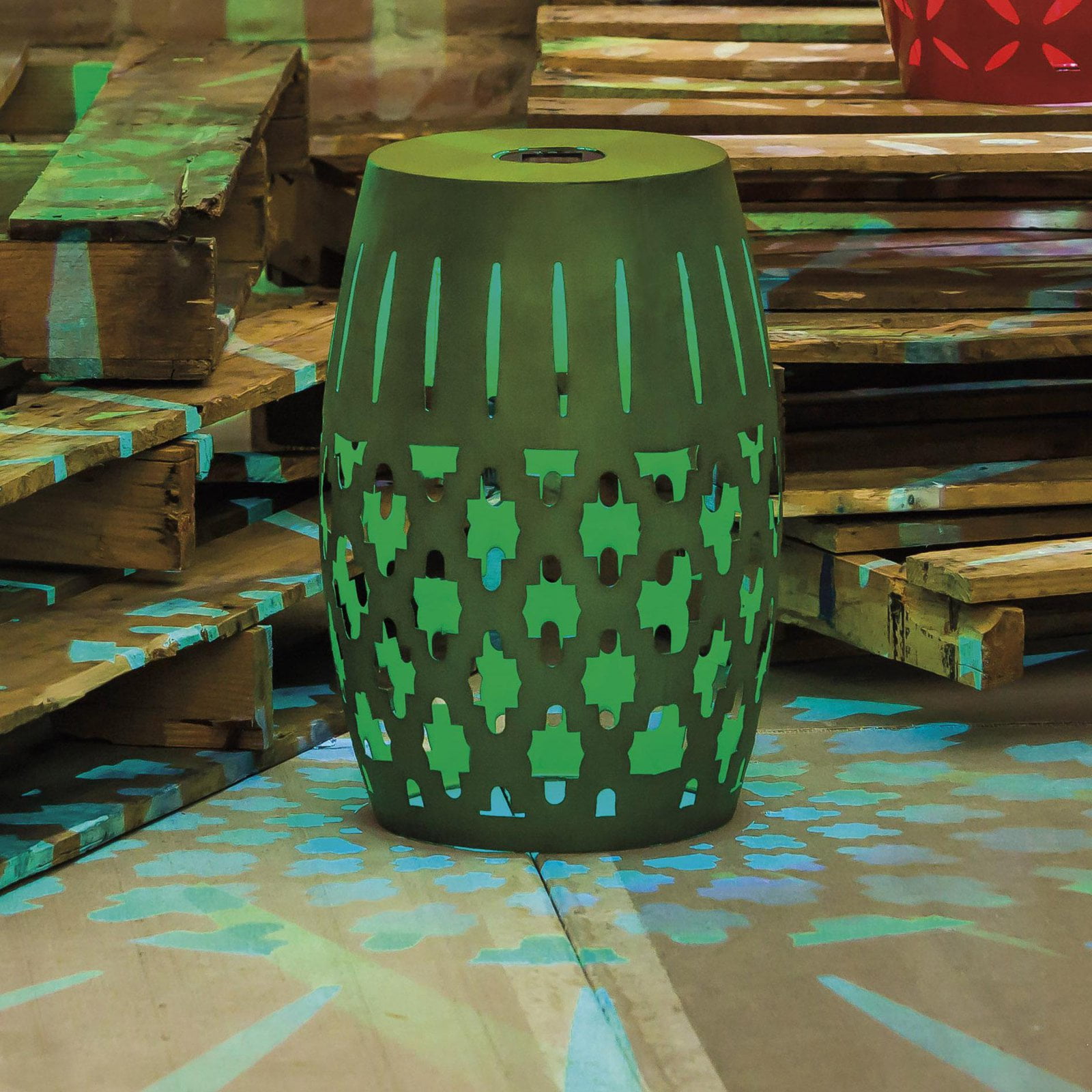 Solar clearance light stool