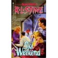 thumbnail image 1 of Pre-Owned Ski Weekend (Fear Street, No. 10) (Paperback) 0671724800 9780671724801, 1 of 1