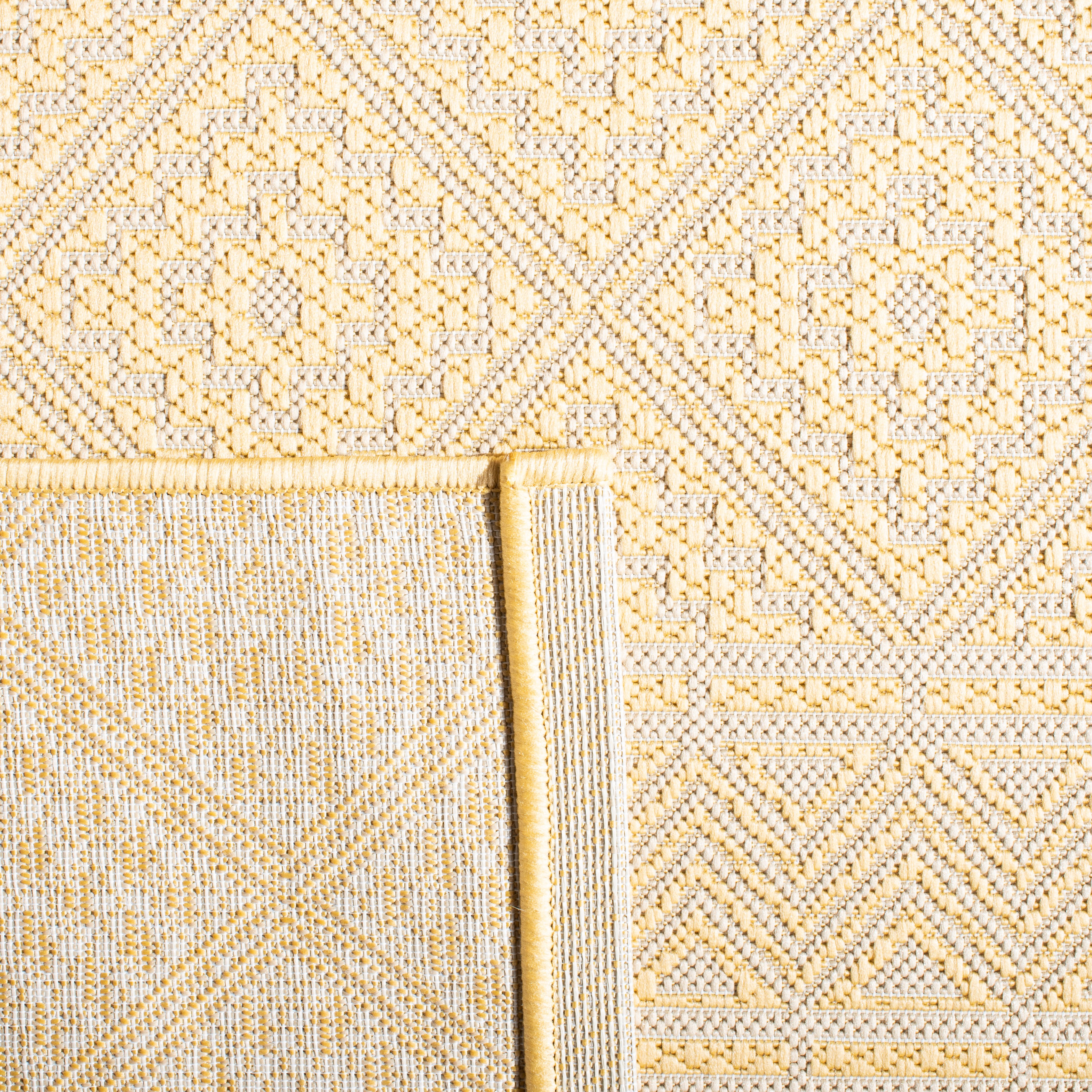Safavieh Courtyard Asa Geometric Indoor/Outdoor Area Rug, Beige/Gold, 6'7" x 6'7" Round