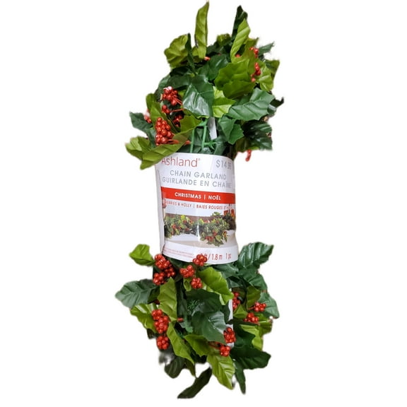 Red Berry  Holly Chain Garland - 6ft Home Decor