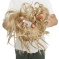 thumbnail image 1 of S-noilite Chignon Ondulé Duveteux Chouchous Extension de Cheveux Synthétiques pour Femmes, 1 of 3