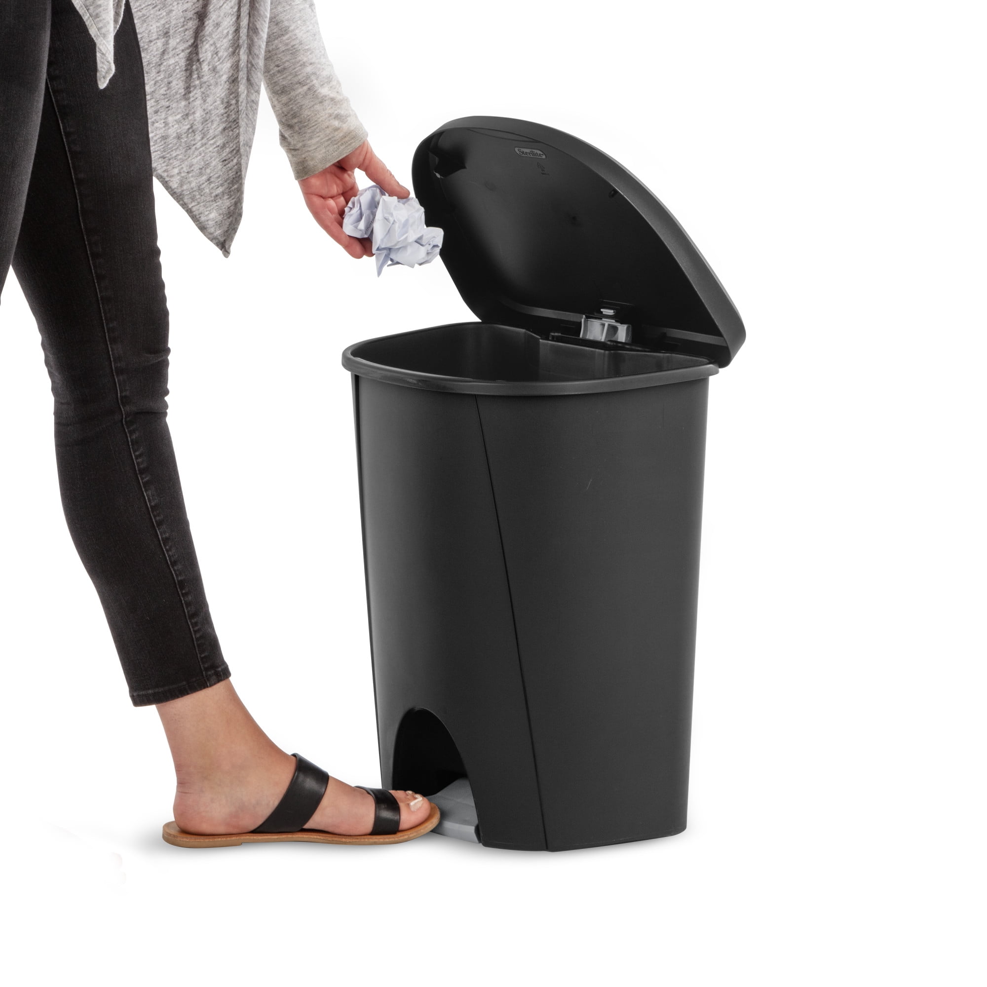Sterilite 25 Liter Black Step Can - Walmart.ca