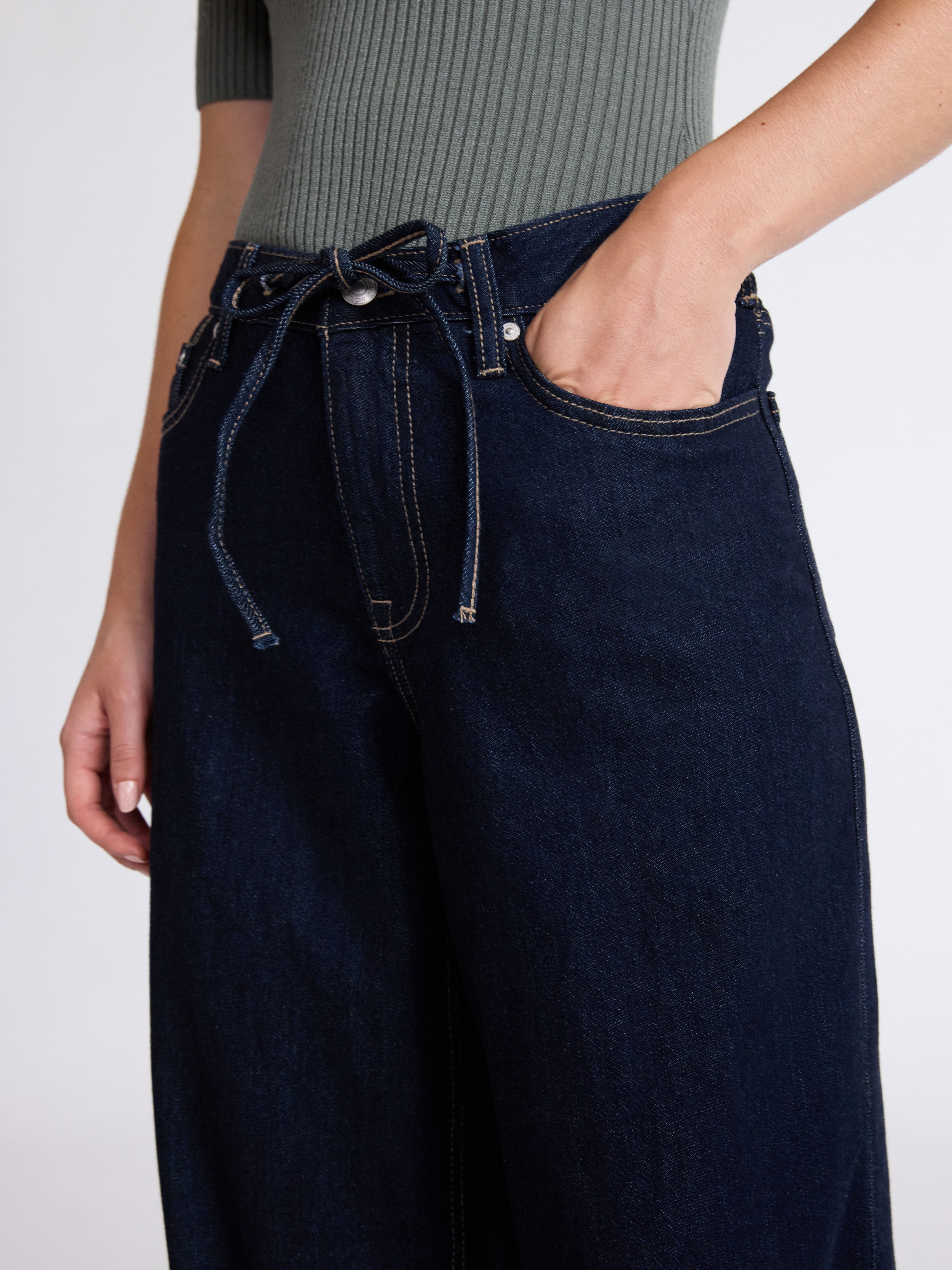 Scoop Women’s and Women's Plus Relaxed Low Slung Jeans, Sizes 0-28 Plus