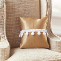 2 pcs Knitted Decorative Cushions 1:12 Scale Miniature Pale Gray 