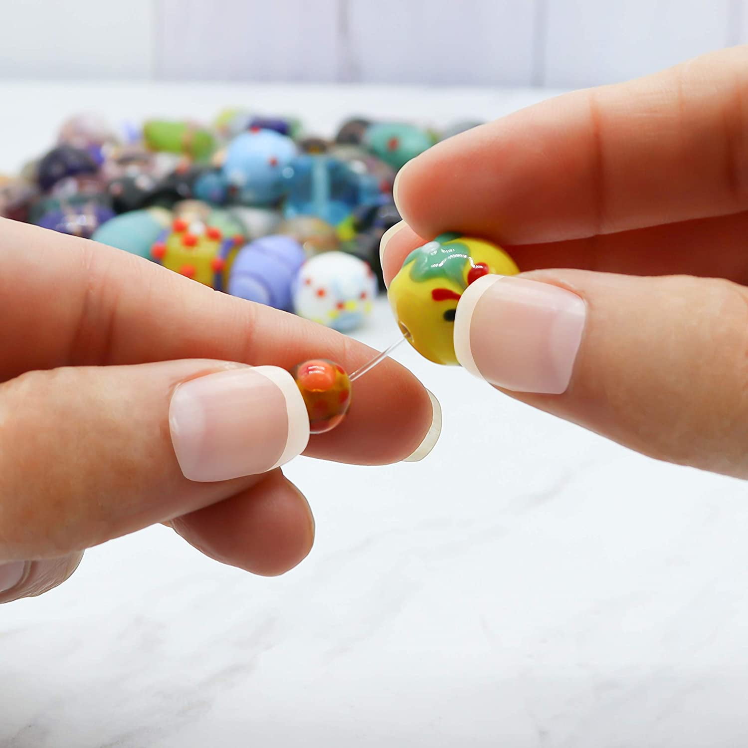 Fun-Weevz Glass Beads, 4 oz, 100 Count