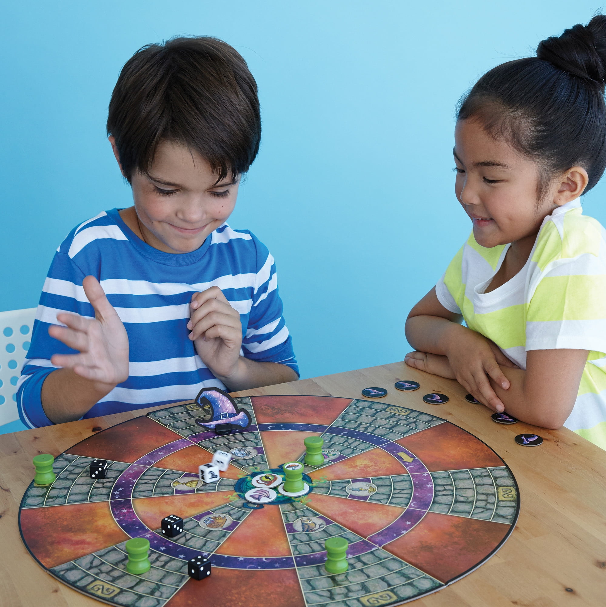 Peaceable Kingdom Cauldron Quest Game, Cooperative Game for Kids, 2 to 4 Players