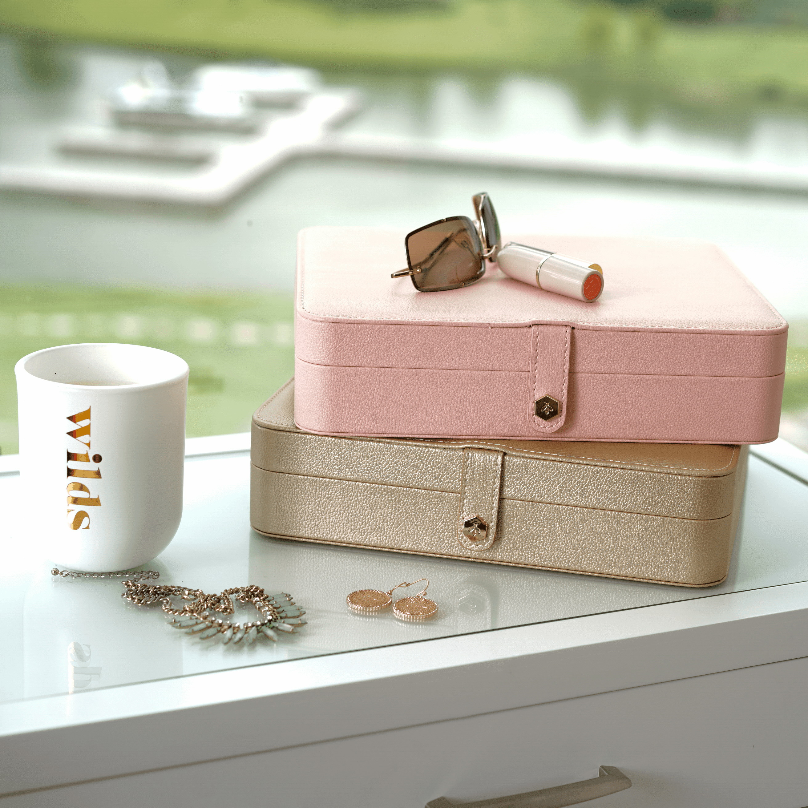 Hives and Honey Opal Adult Women's Large Travel Jewelry Case - Golden Mist