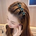 thumbnail image 5 of Xihbxyly Pinza para El Cabello con Flores, Elegante Broche de Acrílico con Diamantes de Imitación, Versátil Pinza Lateral para Flequillo, Fácil de Usar para Un Peinado Rápido, Perfecta para Fiestas,, 5 of 5