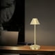 thumbnail image 4 of Lámpara De Mesa Inalámbrica De LED, Luz De 3 Colores Atenuadas Sin Paso, USB Tipo C Portátil Luz De Escritorio Recargable, Lámpara De Mesa De Arte De Hierro Moderna Para, 4 of 7