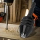 thumbnail image 4 of Convierte instantáneamente el destornillador de impacto para sujetar brocas y destornilladores que no sean de cambio rápido., 4 of 5