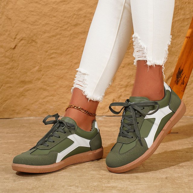 Xucatan Women's Casual Sports Flats, Fashion Round Toe Walking Shoes, Soft Comfortable Everyday Sneakers with Versatile Low-Top Design Gift