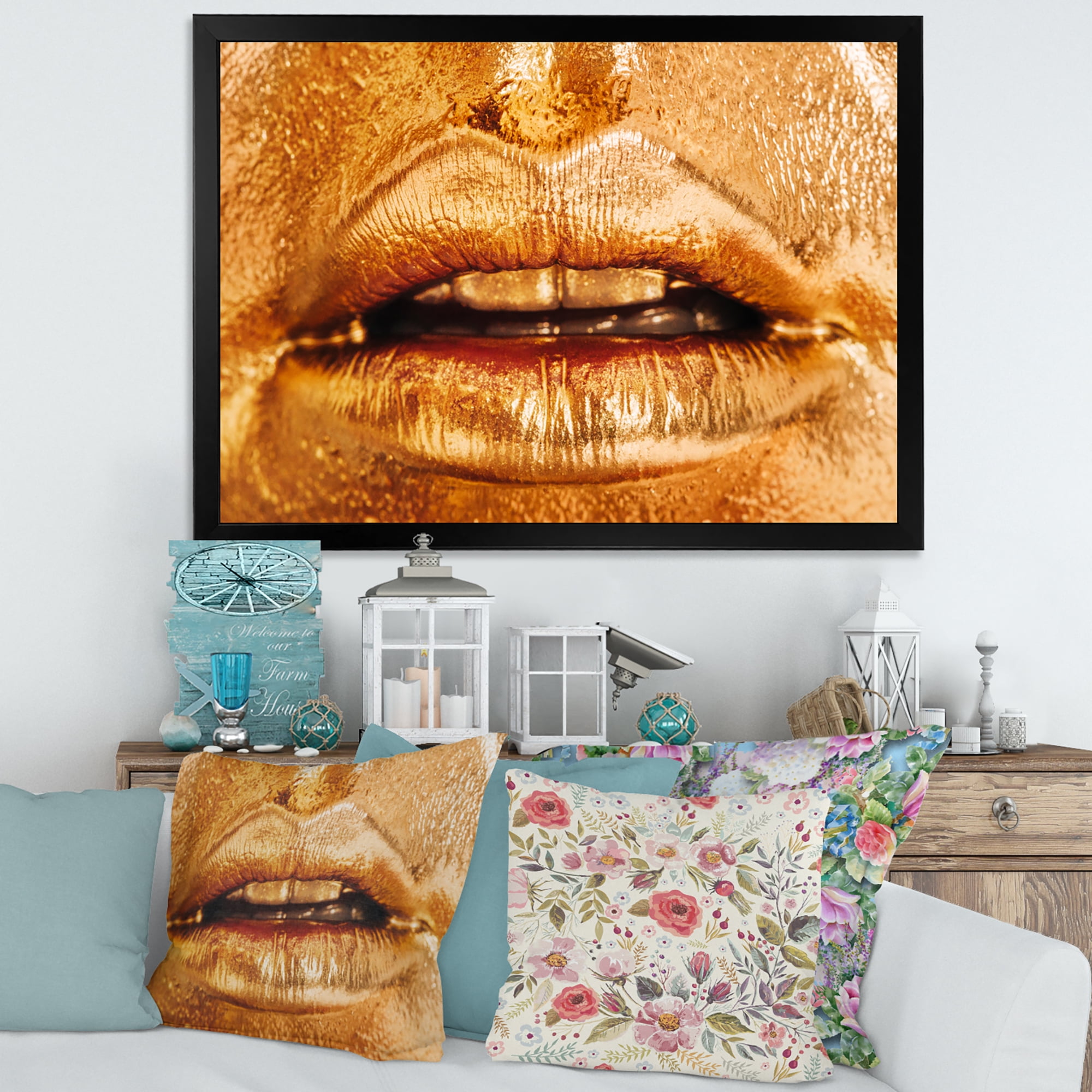 Designart 'Close Up Of Female Lips With Bright Golden Makeup' Modern Framed Art Print