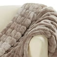 thumbnail image 5 of Jeté réversible fausse fourrure Hometrends, 5 of 5