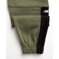 thumbnail image 4 of Pantalones deportivos New Balance para niños, 2 unidades, tallas 10-12, color verde y negro, 4 of 7