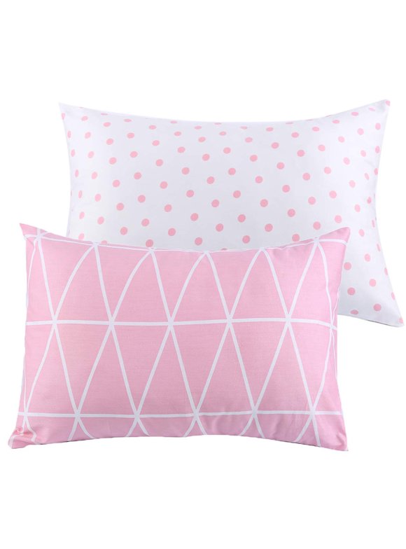 Toddler Pillows in Toddlers' Room Decor