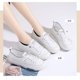 thumbnail image 4 of Zapatos informales para mujer, nuevas zapatillas planas transpirables blancas, zapatos ligeros, tenis para mujer, calzado para correr al aire libre, calzado de viaje, 4 of 5