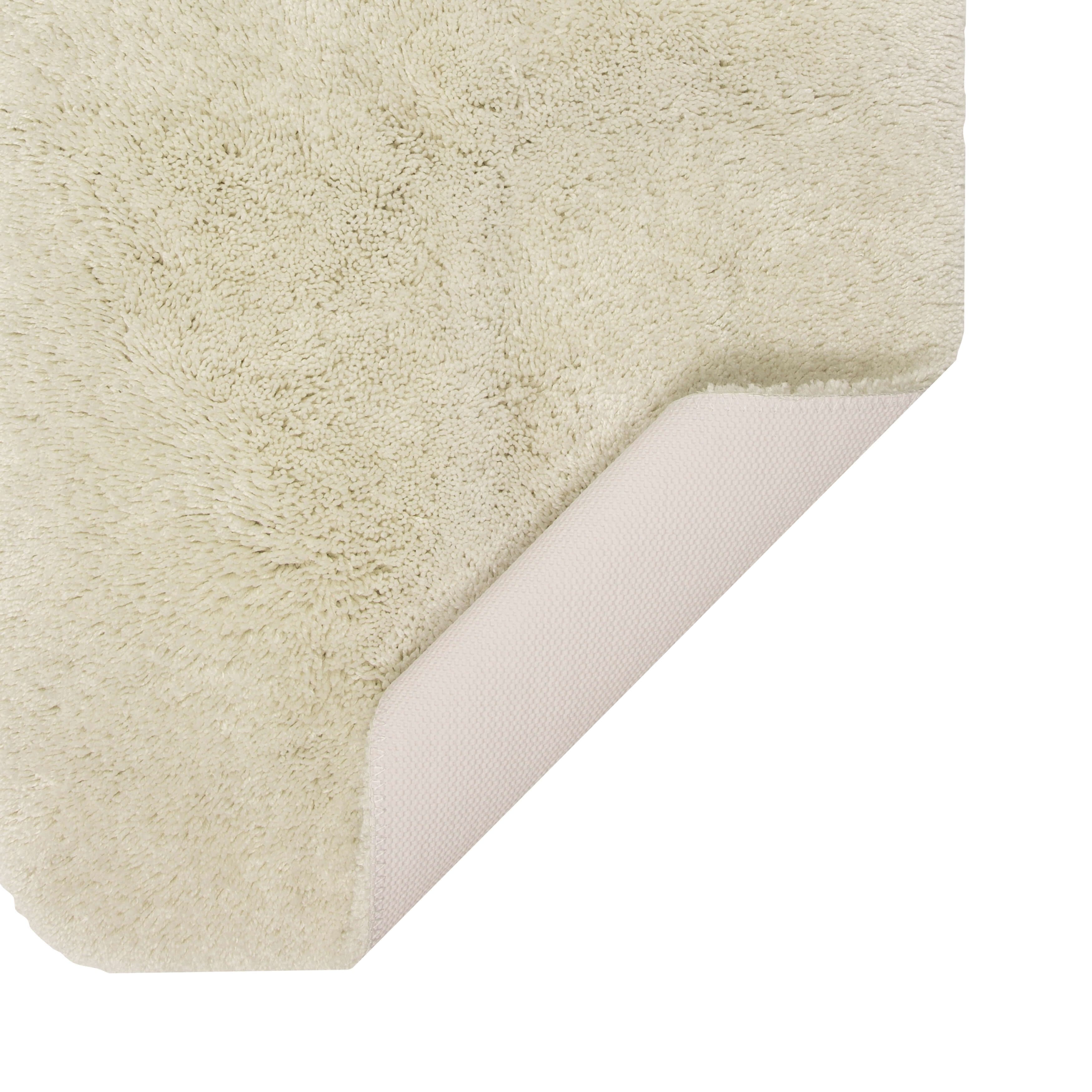 Mainstays Perfomance One Piece Polyester Bath Rug, Artic White, 23" x 39"