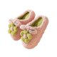 thumbnail image 1 of Zapatillas de mujer para adultos, cálidas, de felpa, con flores, para interiores, antideslizantes, para el hogar, suela gruesa, invierno, algodón puro para hombres (rosa), 1 of 3