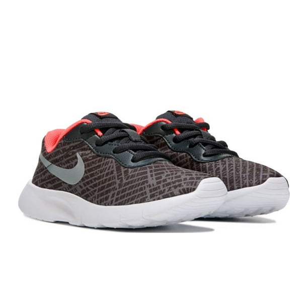 nike tanjun ps sneaker