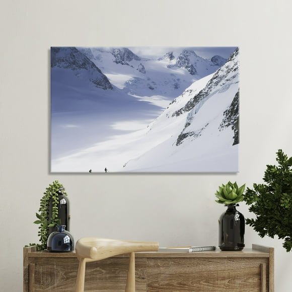 Printscapes Toile Murale 36 Pouces x 24 Pouces - Deux Skieurs dans un Grand Paysage Glaciaire, Suisse par Penny Kendall