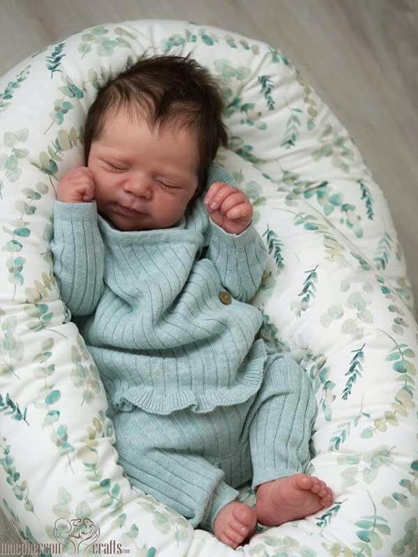 Reborn Baby Dolls - 18 inch Realistic Real Life Baby Dolls with Cloth Body, Newborn Lifelike Baby Gift with Accessories for 3+ Years Old Kids