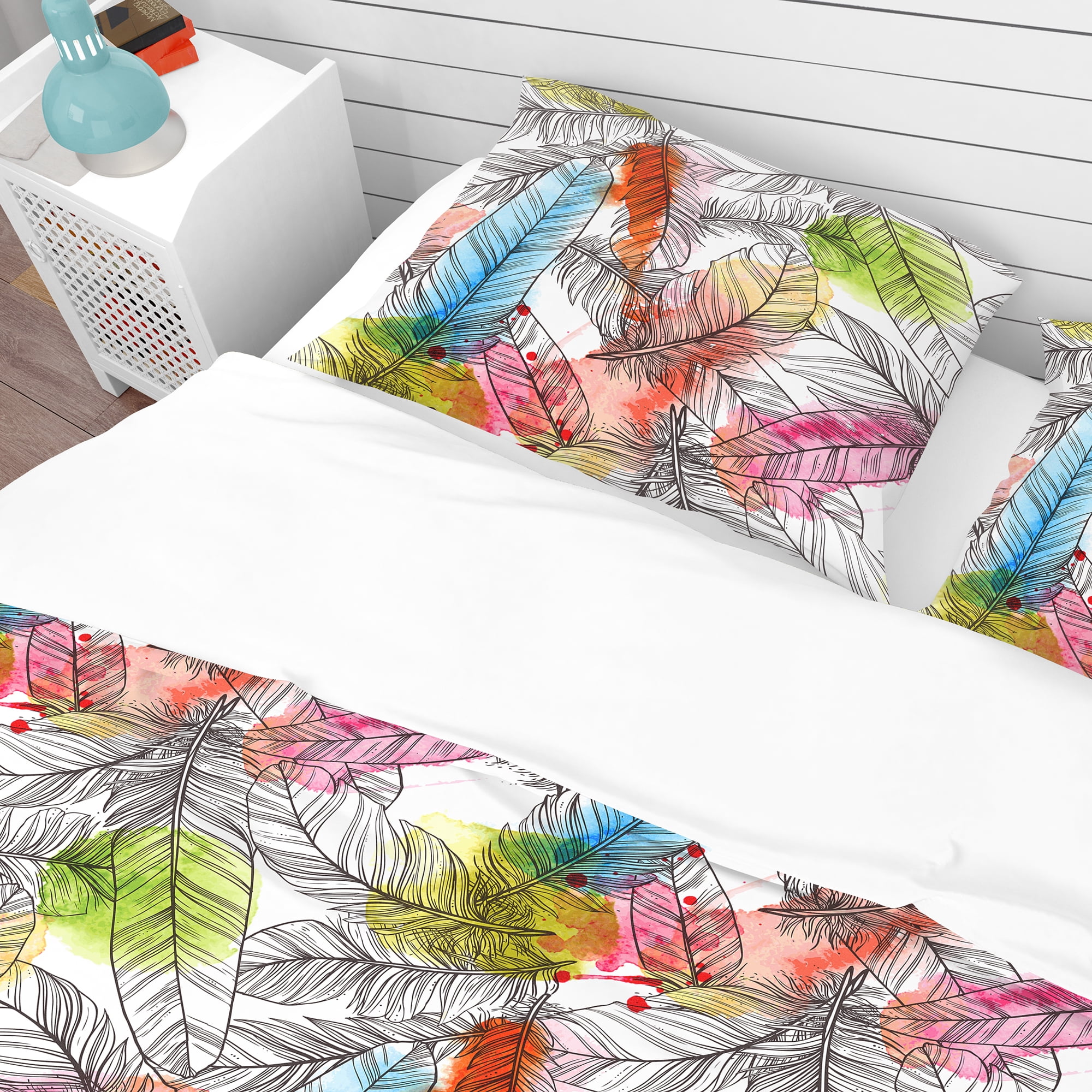 Designart 'Pattern with Hand Drawn Feathers' Southwestern Duvet Cover Set
