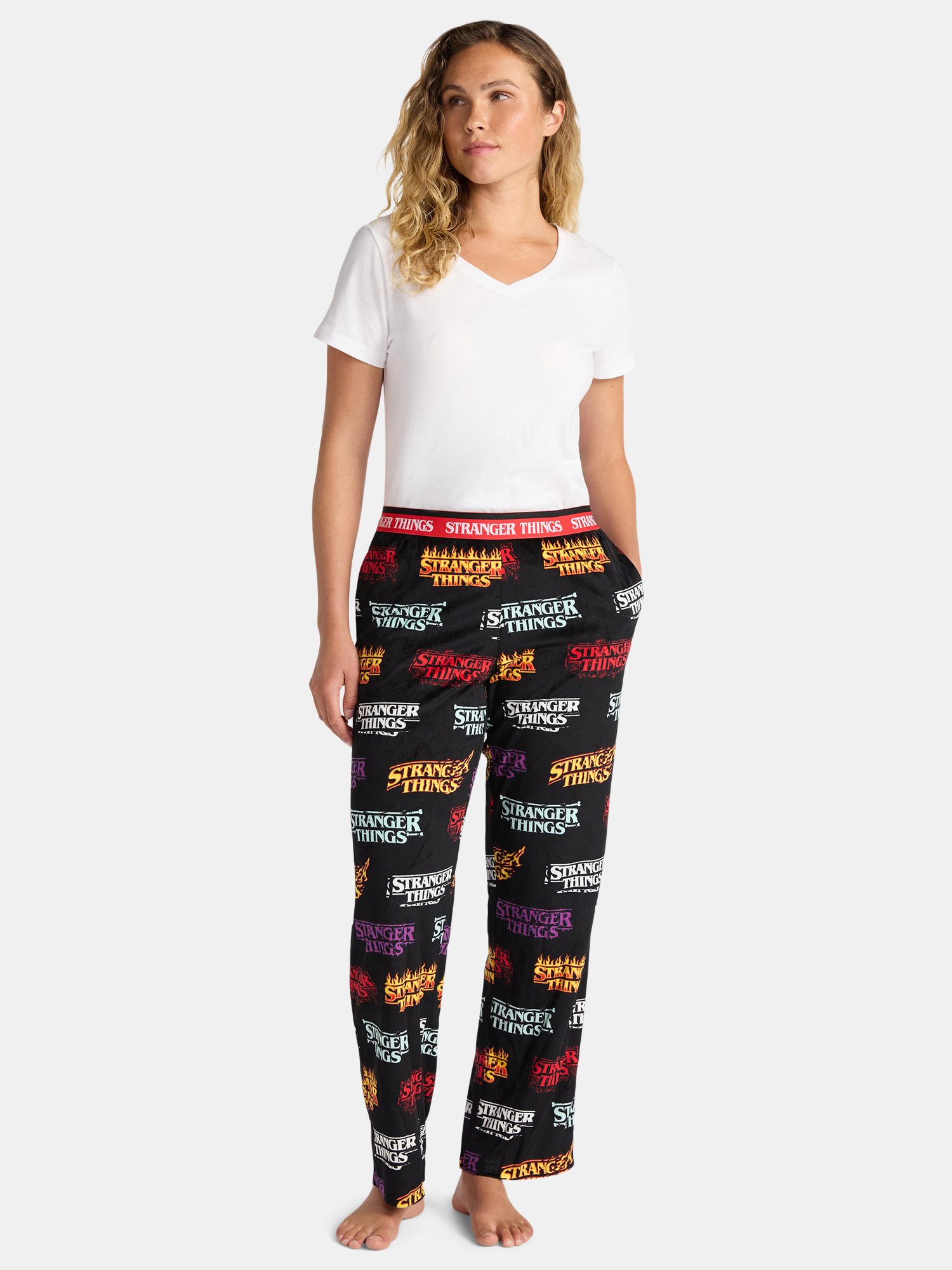 Netflix Stranger Things Women's and Women's Plus Velour Sleep Pants, Sizes XS-3X