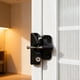 thumbnail image 4 of Bearachild Seguridad y estilo con cerradura de cerca gravitacional para puertas exteriores. Varias cerraduras de cerca con acabado negro. Cerraduras de hardware, 4 of 5