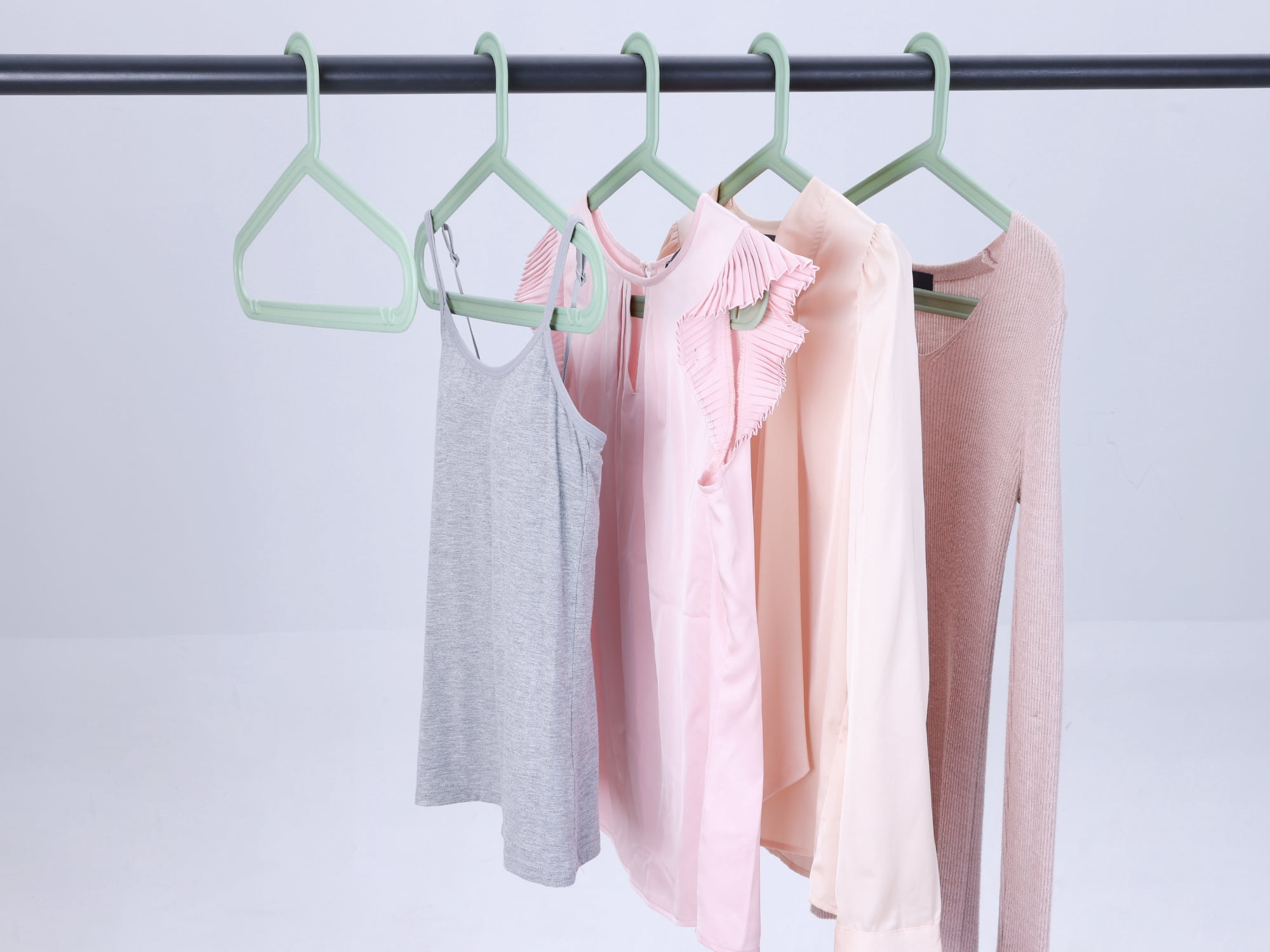 Unique Bargains Plastic Pants Hangers Durable Space Saving Clothes Hangers 10 Pcs Green
