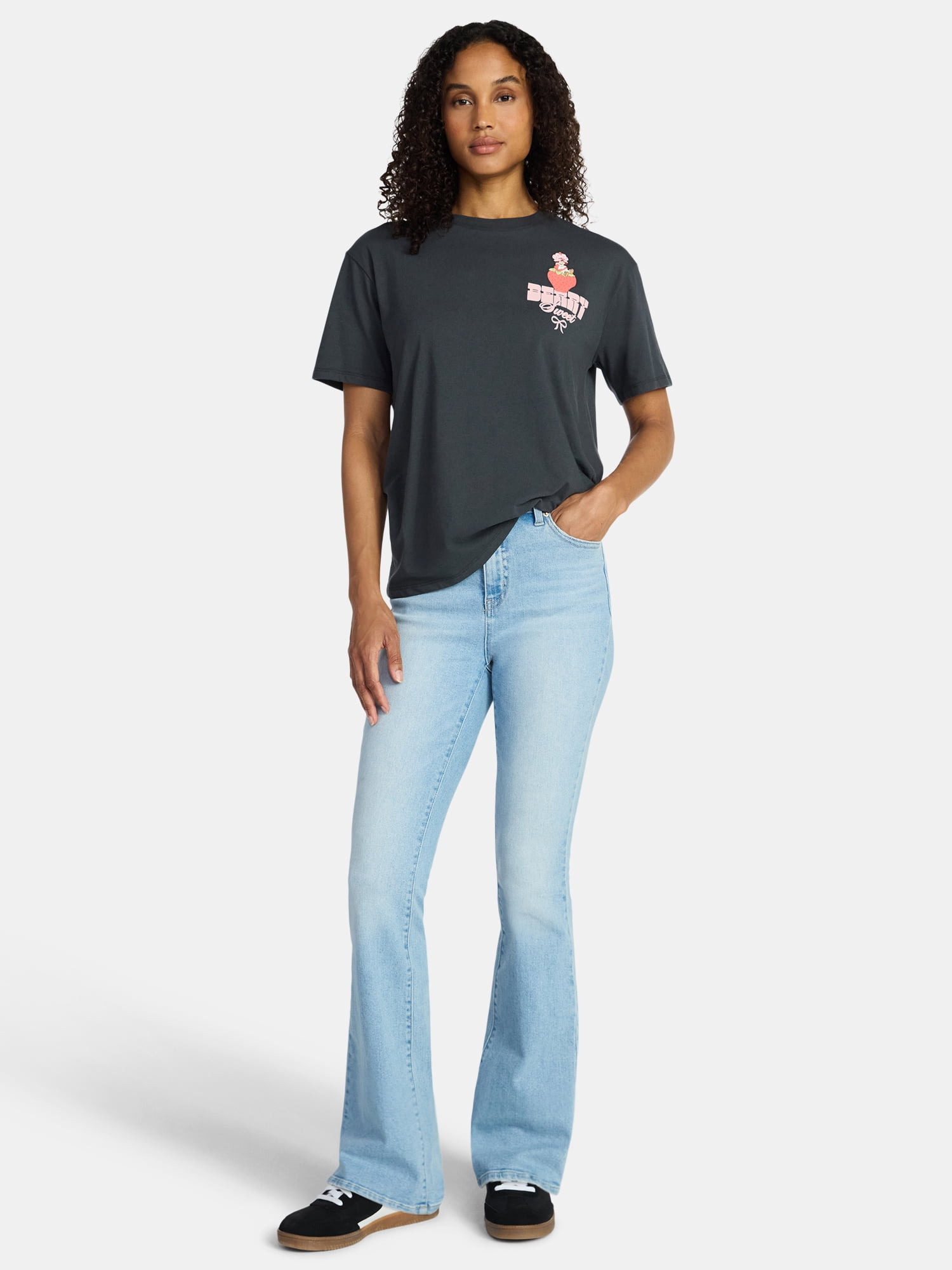 Strawberry Shortcake, Junior's Graphic T-Shirt, Berry Sweet, Sizes XXS-XXL