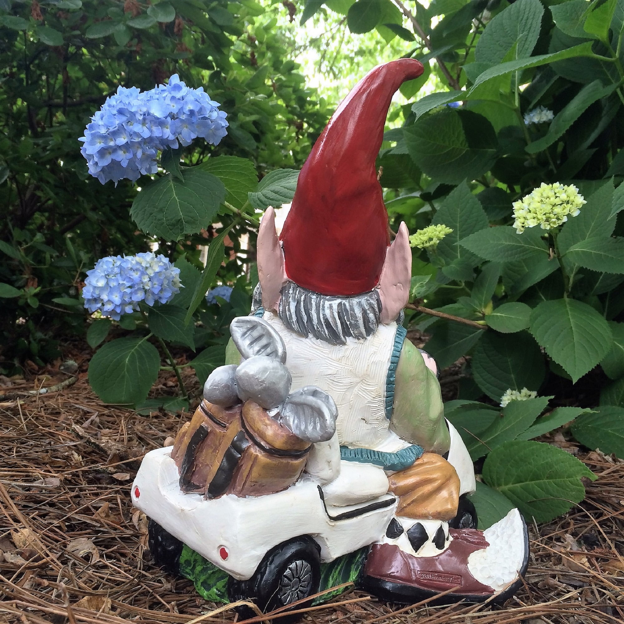 Homestyles Greg the Golfer in His Golf Cart Garden Gnome Outdoor Statue 12"H
