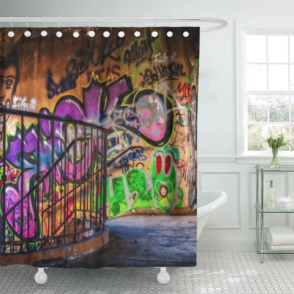 Abstract Big Eye Graffiti Shower Curtain Set Polyester Waterproof Fabric Hooks 