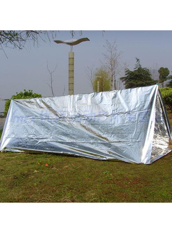 Emergency Blankets in Survival Gear