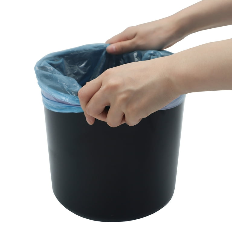 Mainstays Black Plastic Indoor Waste Can with Foot Pedal and