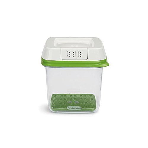 Rubbermaid FreshWorks 6.3 Cup Medium Produce Saver Food Storage Container, Green