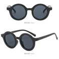 thumbnail image 4 of Gafas de sol de verano para niñas gafas de sol redondas para niños gafas de sol UV400 JShteea El nuevo, 4 of 9