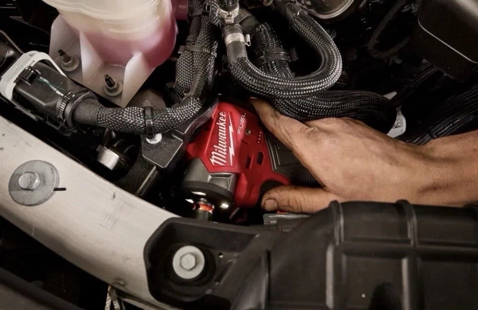 Milwaukee 3049-22 M12 FUEL 3/8" Sub-Compact Impact Wrench Kit with Friction Ring