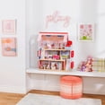 thumbnail image 4 of KidKraft Chelsea Doll Cottage Casa de muñecas de madera con 16 accesorios, contraventanas que funcionan, para muñecas de 5 pulgadas, 4 of 5